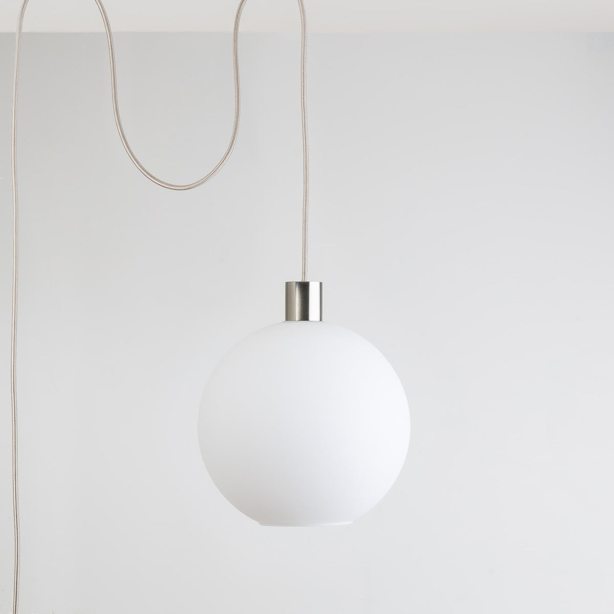 AiO Globe Plug-In Pendant | 6", 8", 10", 12"