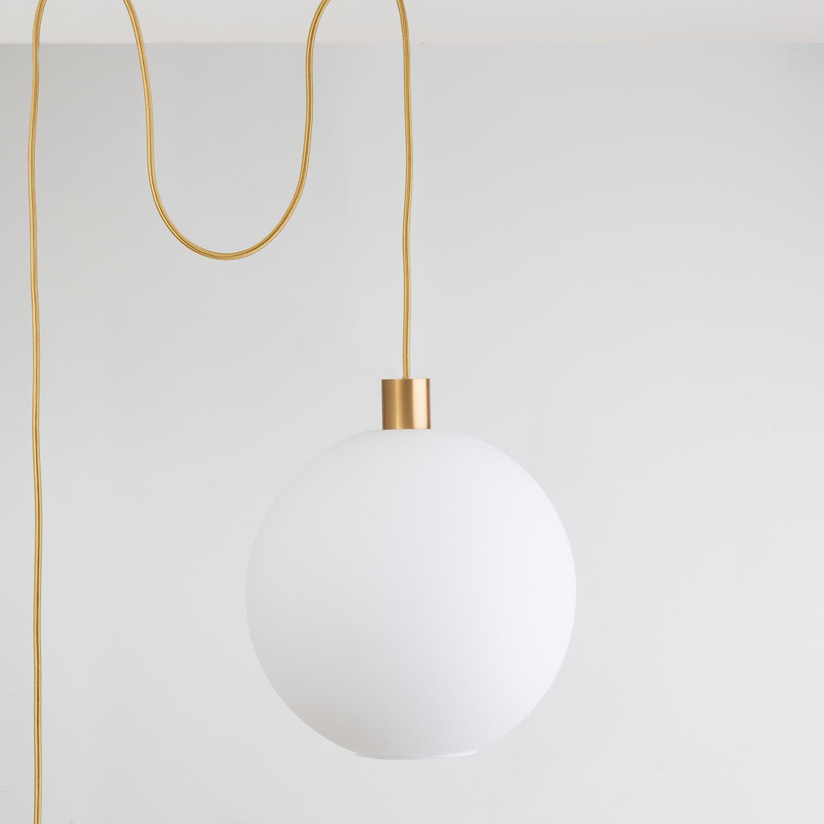 AiO Globe Plug-In Pendant | 6", 8", 10", 12" Satin Brass / Matte White / 12in