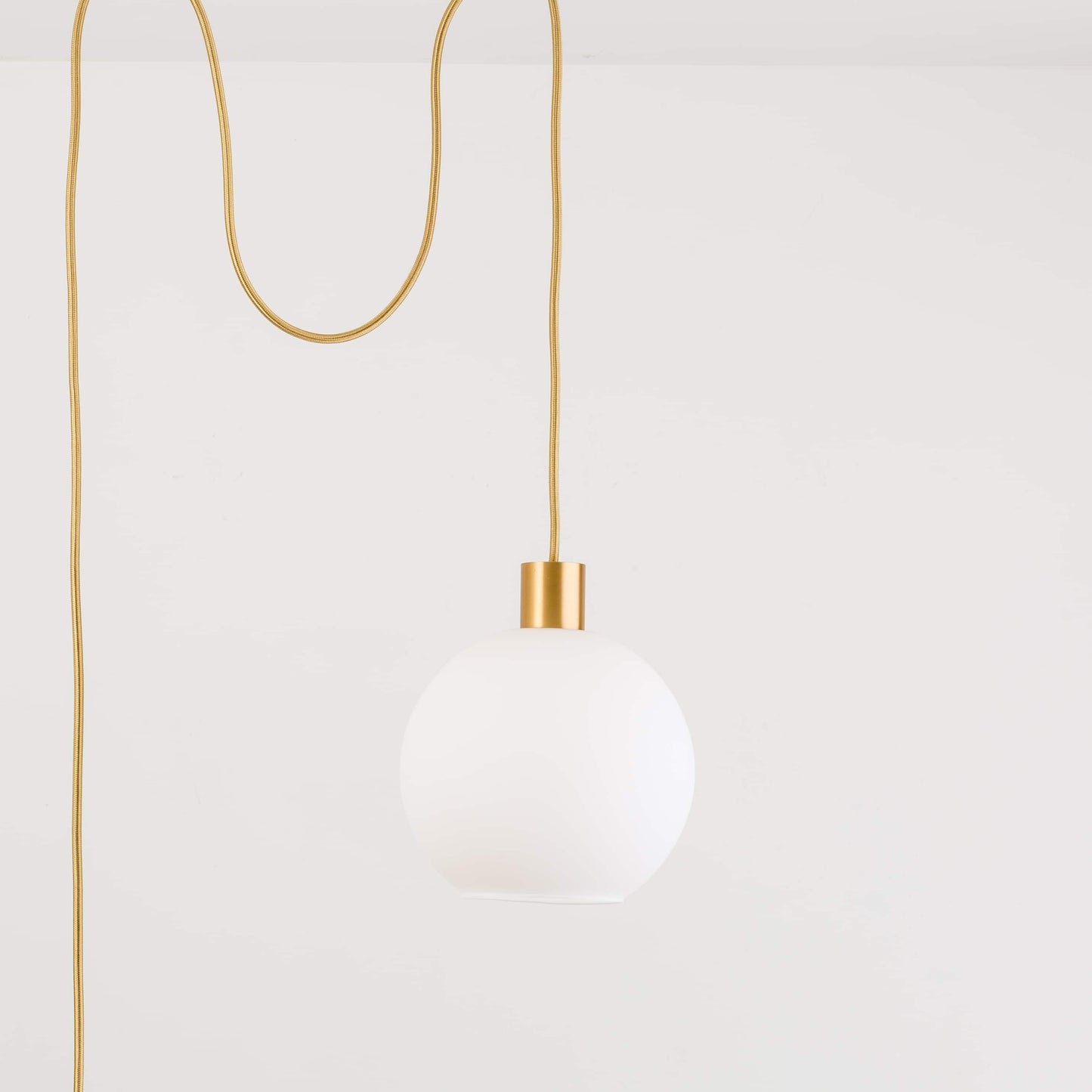 AiO 8in Globe Plug-In Pendant