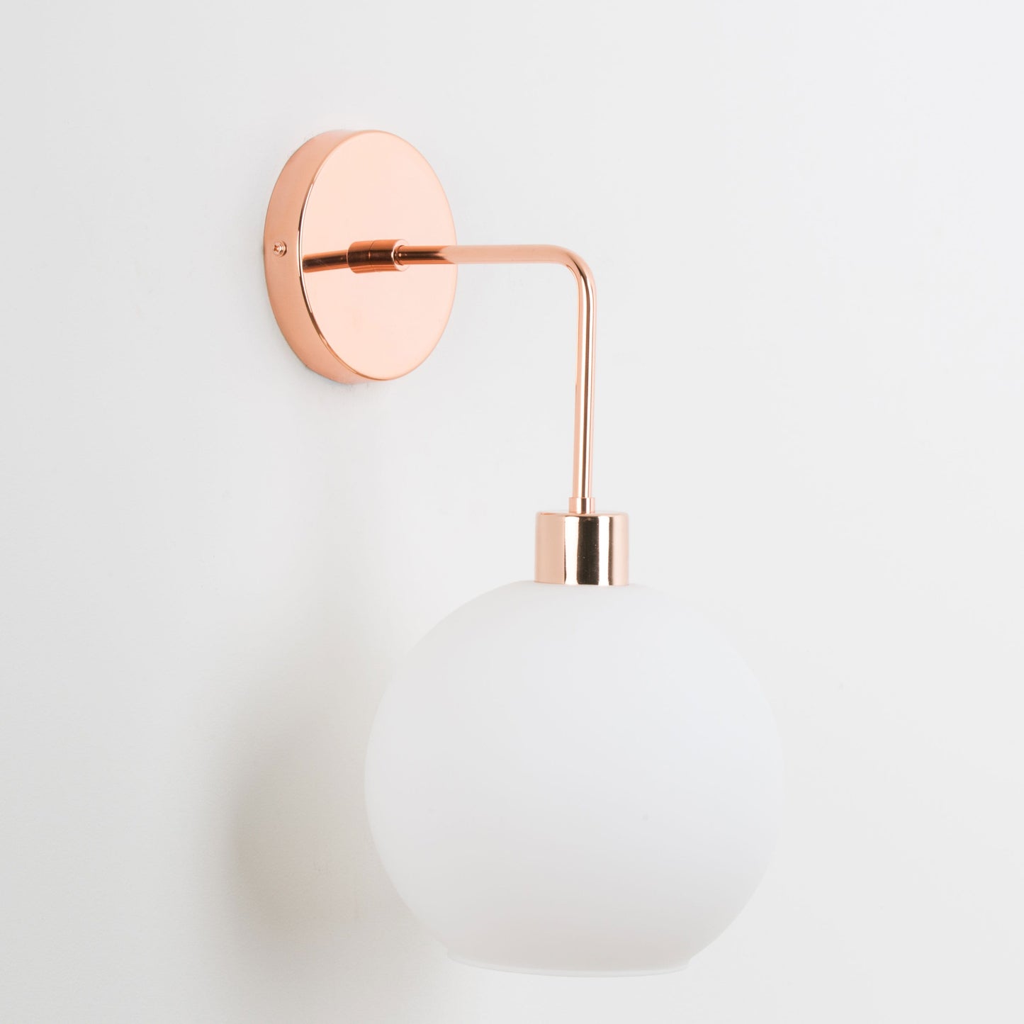 Bend Solo 8in Globe Sconce