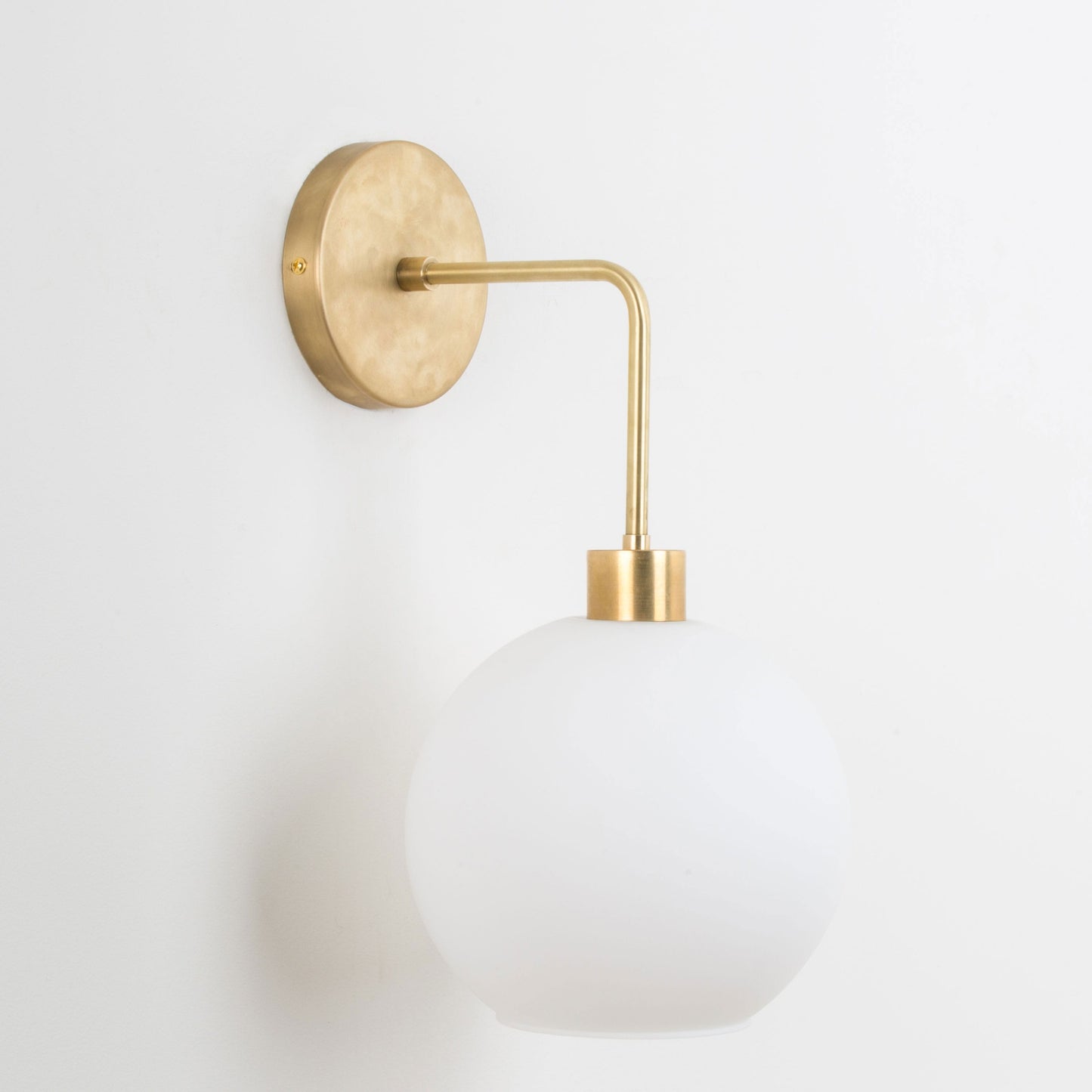 Bend Solo 8in Globe Sconce