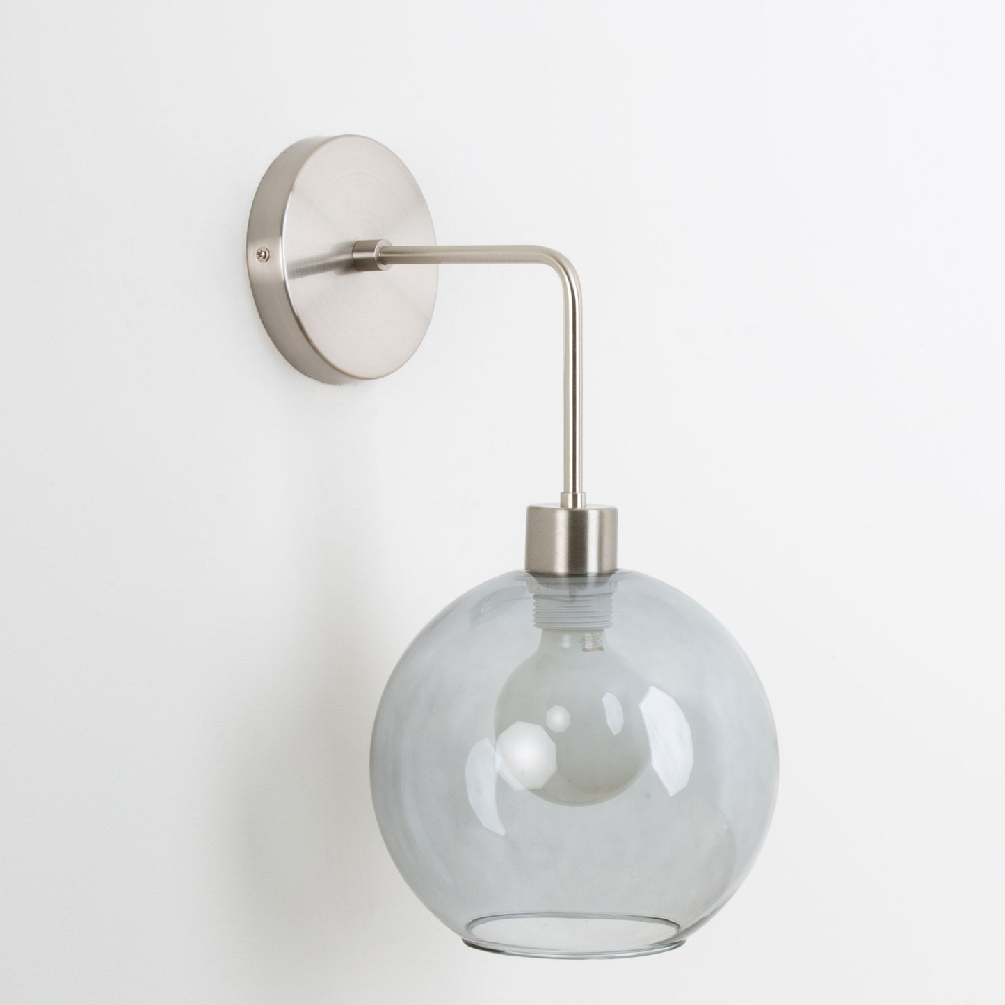 Bend Solo 8in Globe Sconce