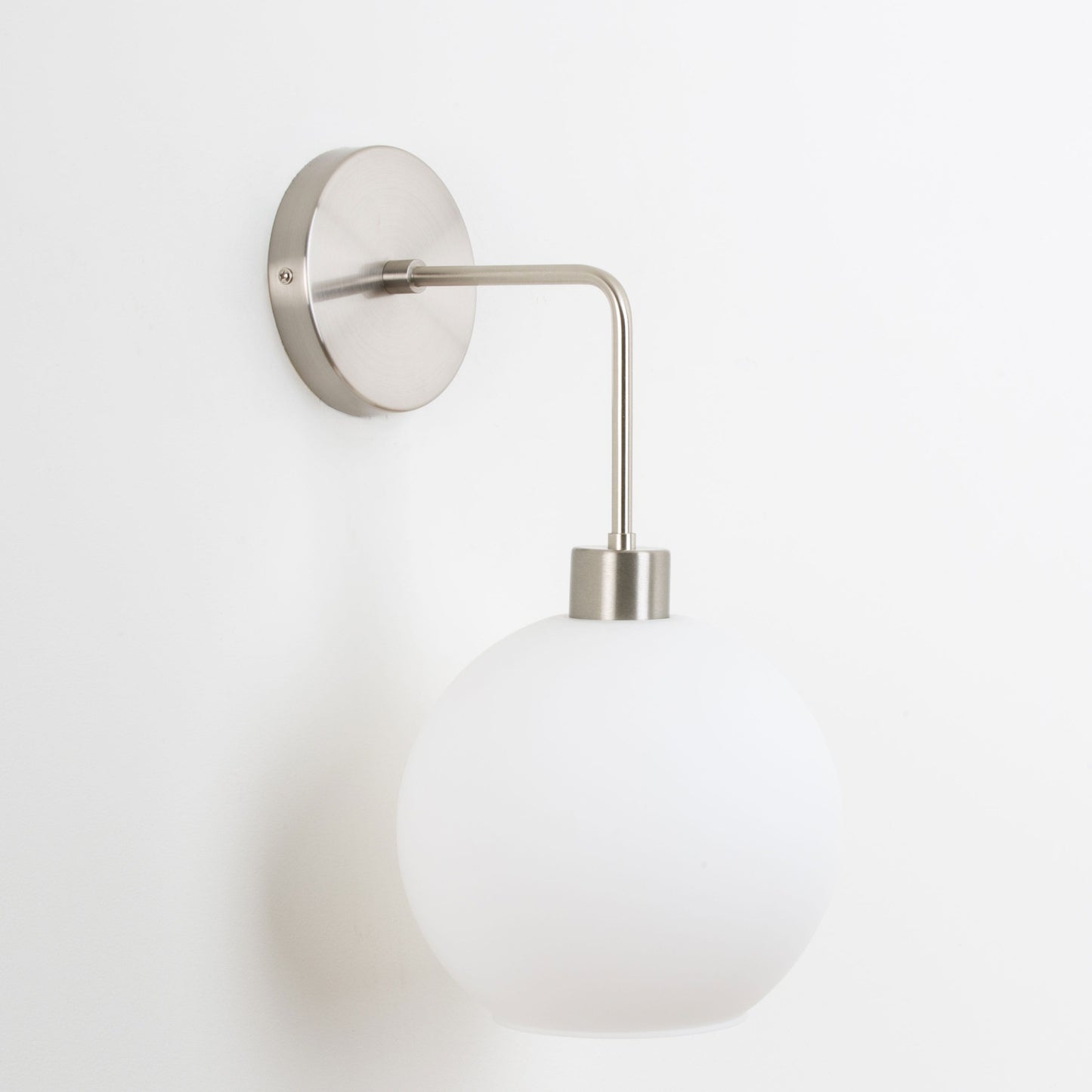 Bend Solo 8in Globe Sconce