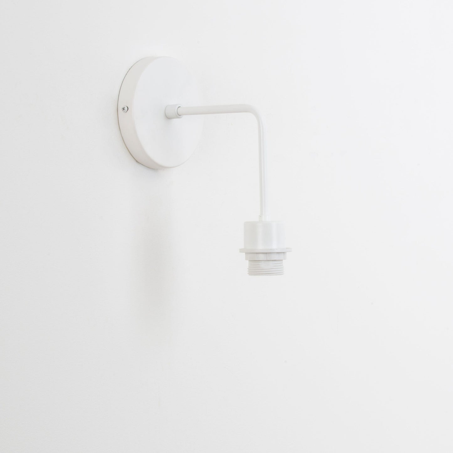 Shade-Ready Bend Solo Sconce