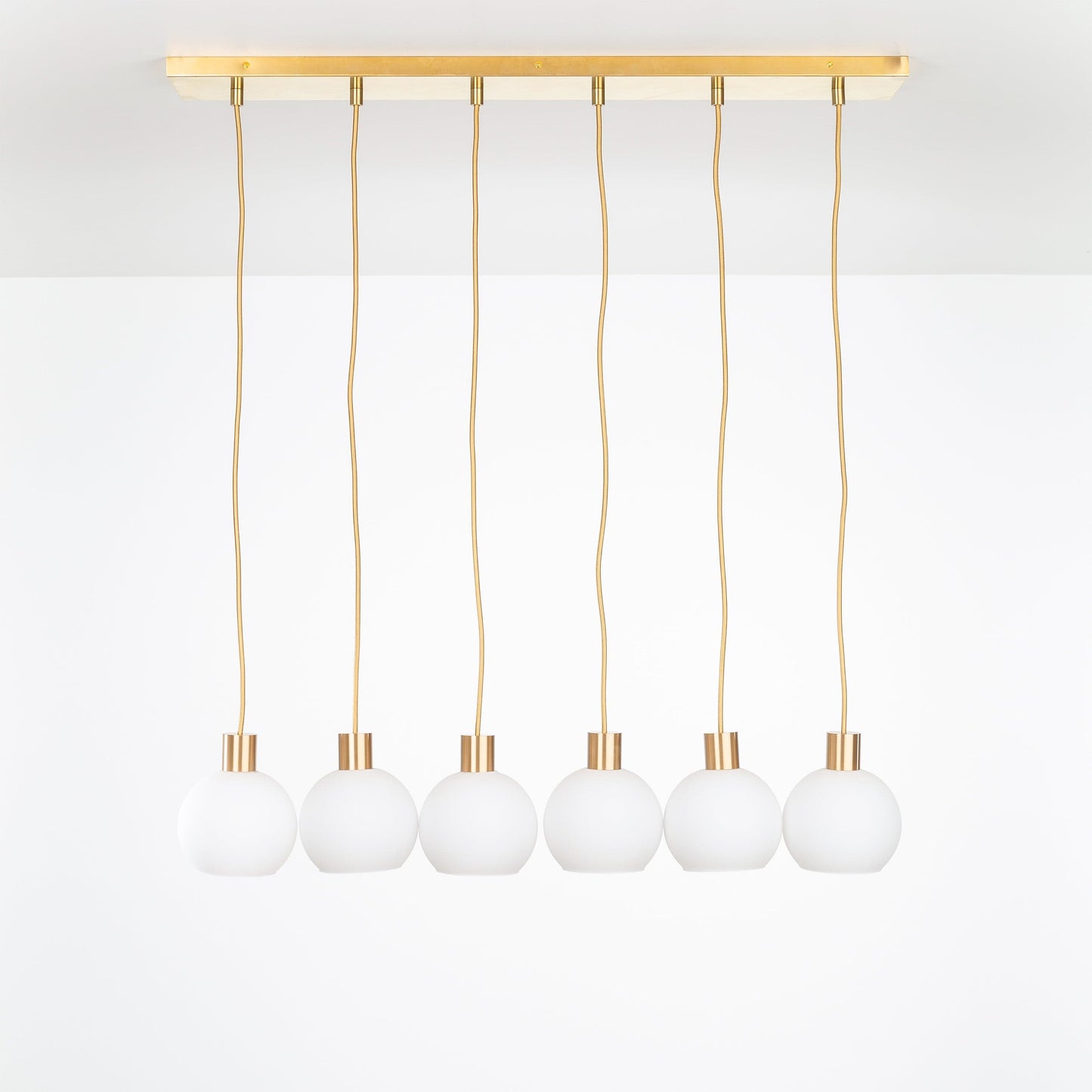 AiO 6 Line 6in Globe Chandelier