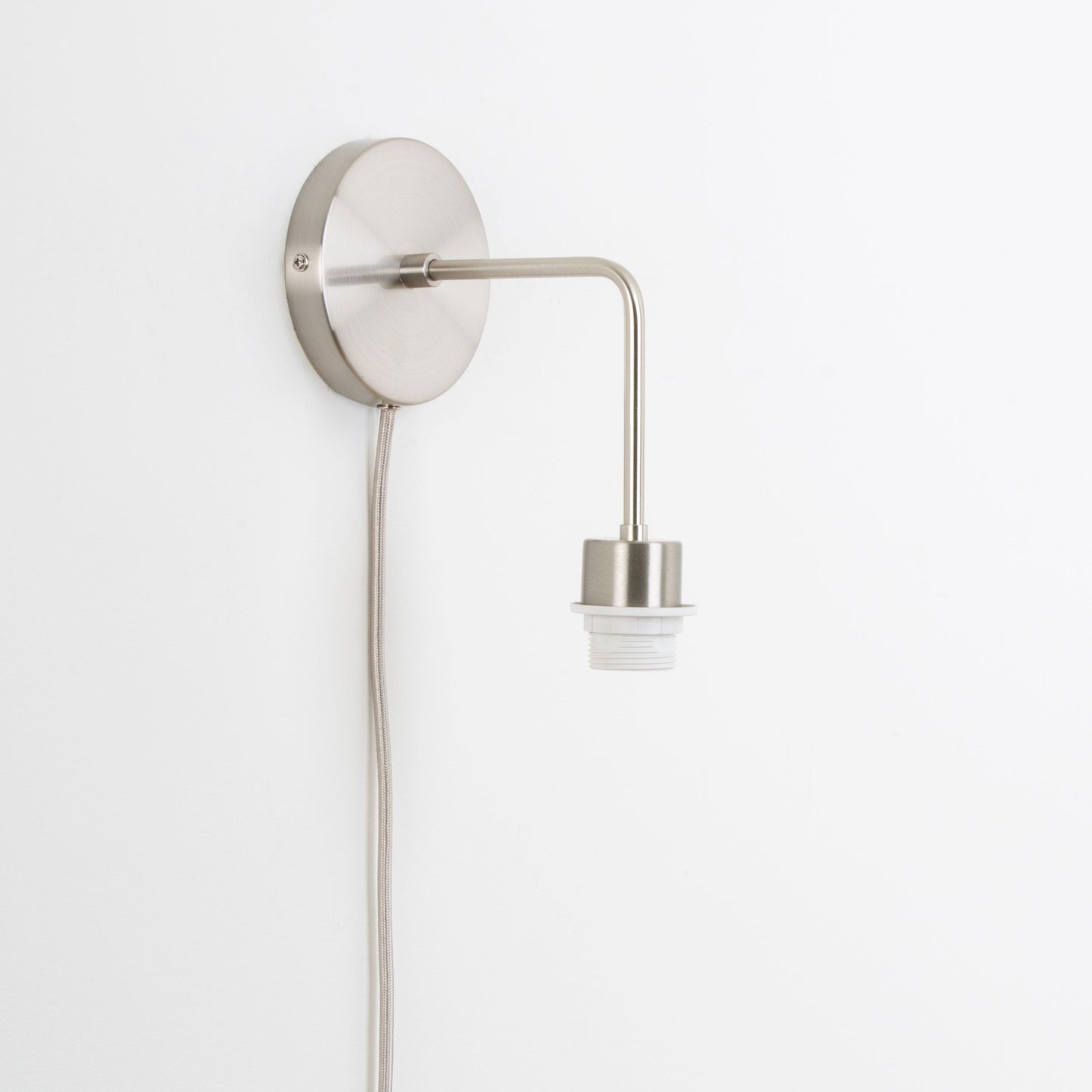 Plug-In Bend Solo Shade-Ready Sconce