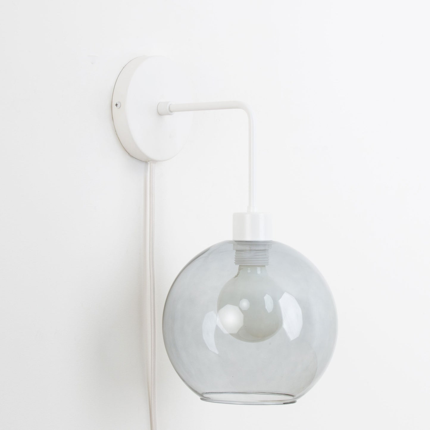 Plug-In Bend Solo 8in Globe Sconce