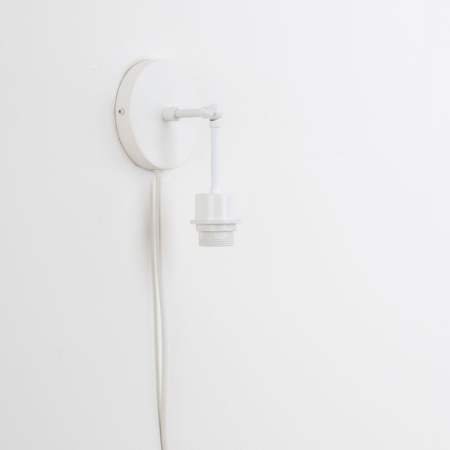 Plug-In Hinge Shade Ready Solo Sconce