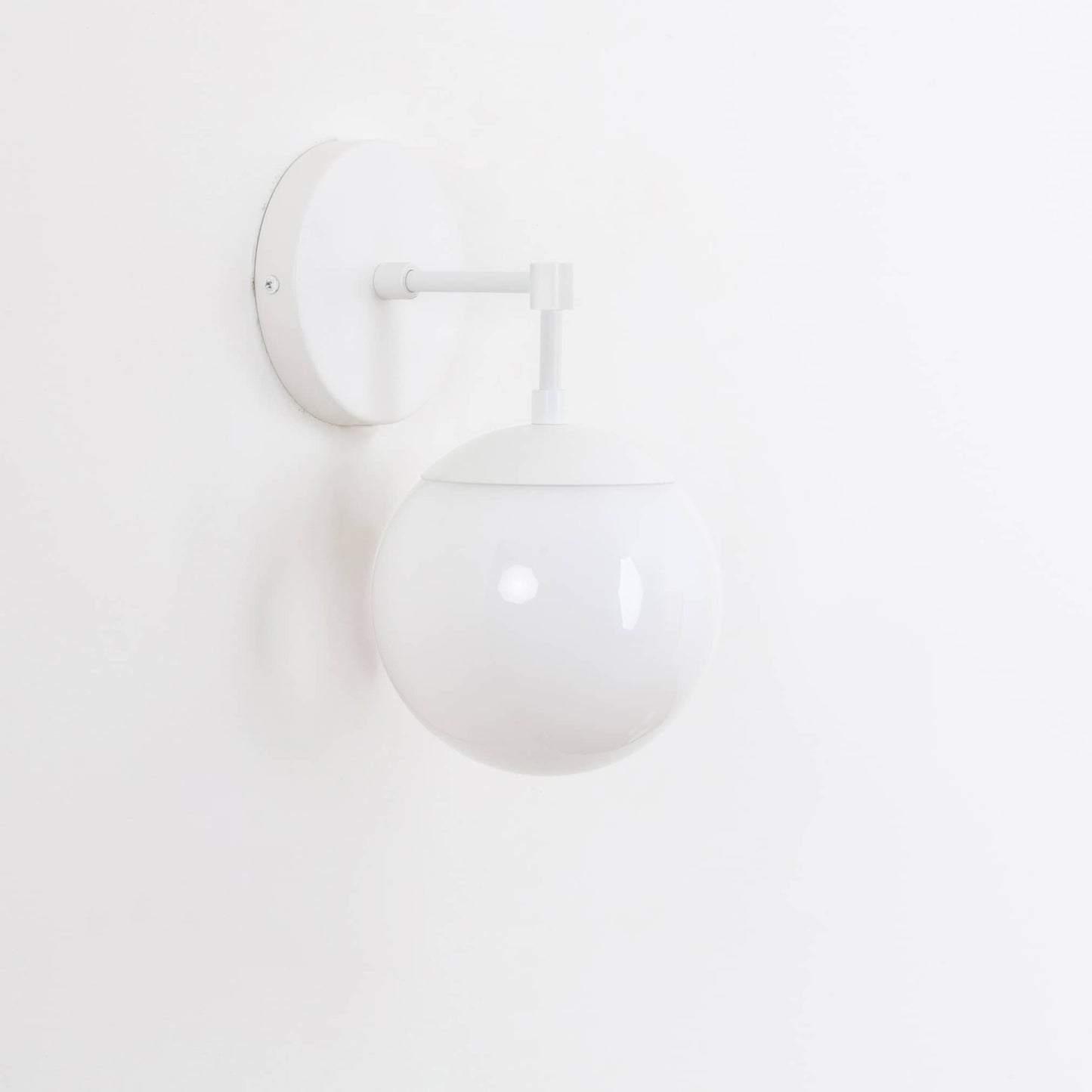 Mod Glass Globe Solo Sconce